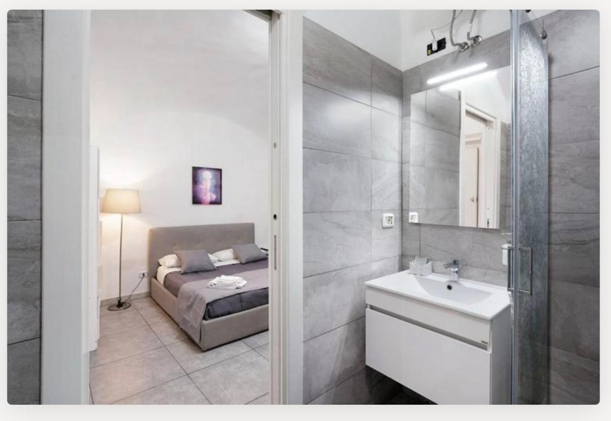 Holiday Home Tarsia Vicino Piazza Dante - Toledo Naples Extérieur photo